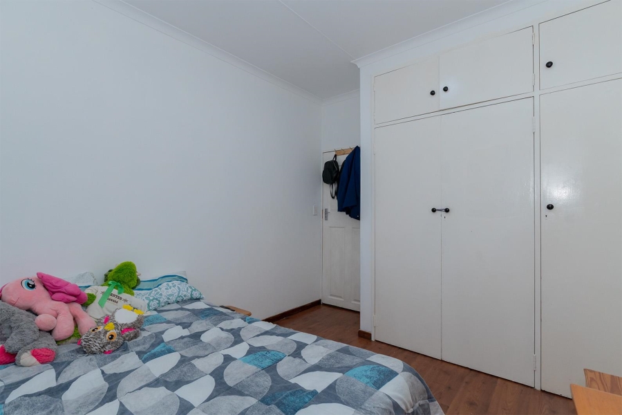 5 Bedroom Property for Sale in Birch Acres Gauteng