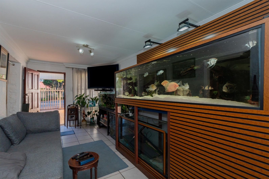 5 Bedroom Property for Sale in Birch Acres Gauteng