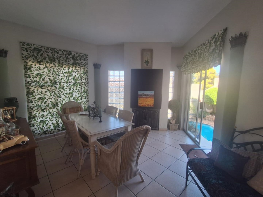 3 Bedroom Property for Sale in Bassonia Gauteng