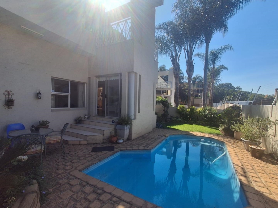 3 Bedroom Property for Sale in Bassonia Gauteng