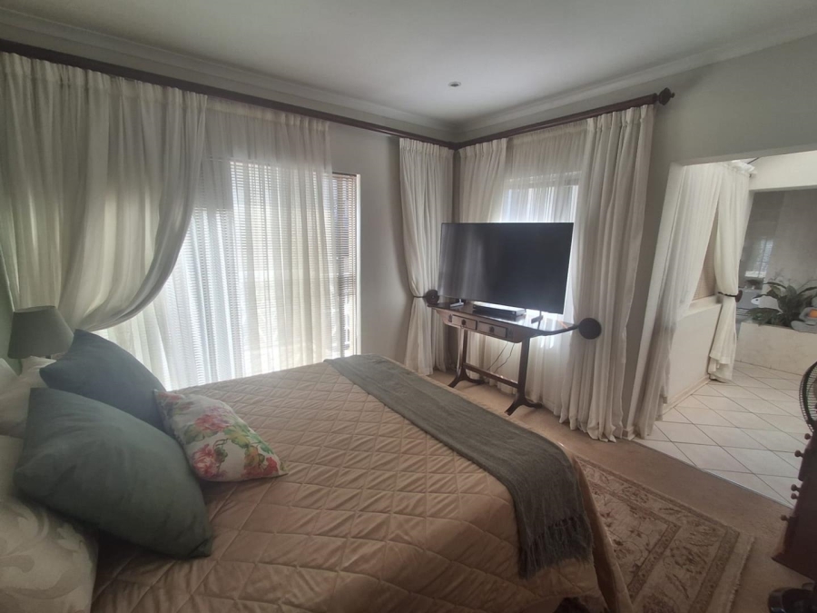 3 Bedroom Property for Sale in Bassonia Gauteng