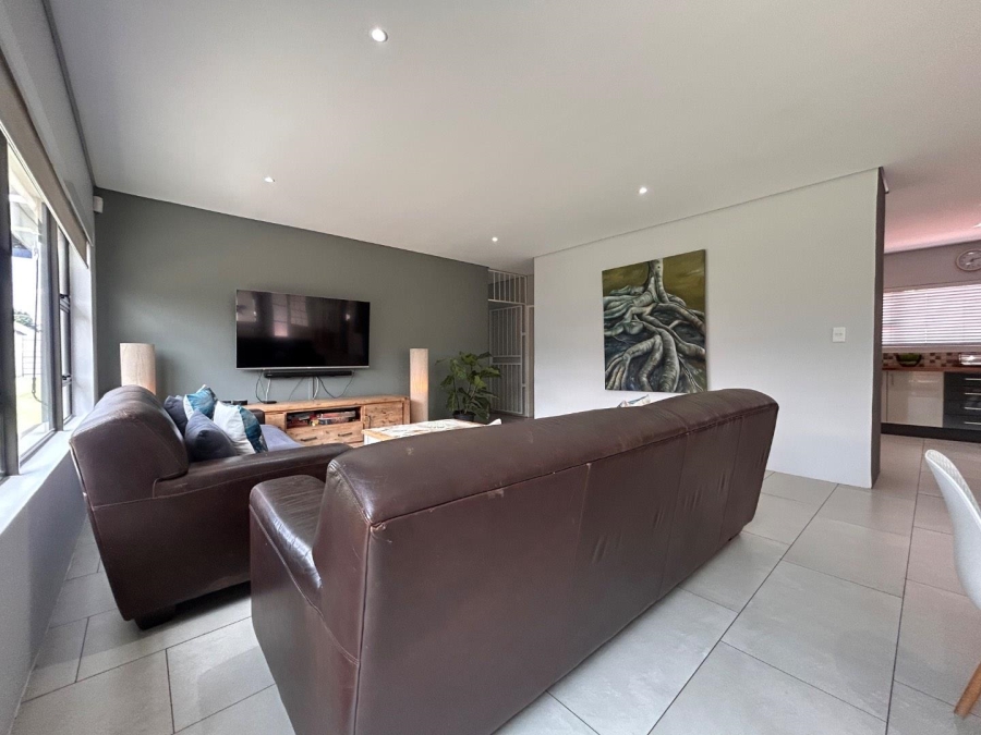 3 Bedroom Property for Sale in Brackenhurst Gauteng