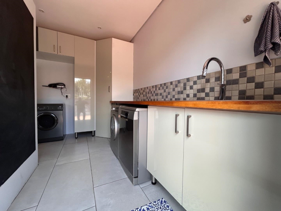 3 Bedroom Property for Sale in Brackenhurst Gauteng