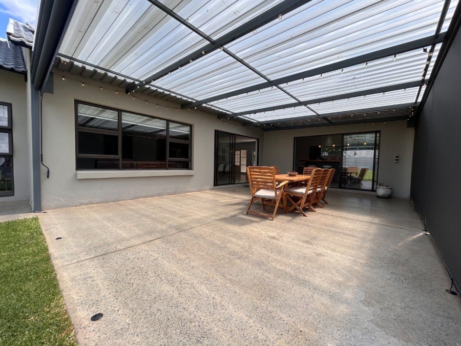 3 Bedroom Property for Sale in Brackenhurst Gauteng