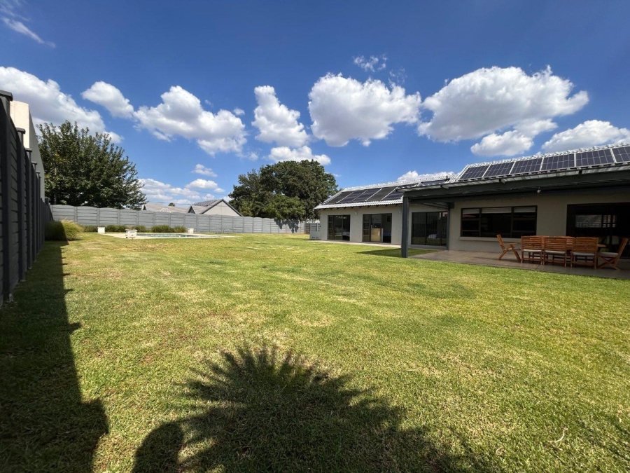 3 Bedroom Property for Sale in Brackenhurst Gauteng