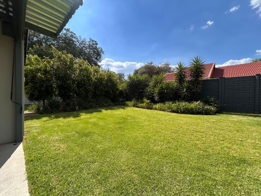 3 Bedroom Property for Sale in Brackenhurst Gauteng