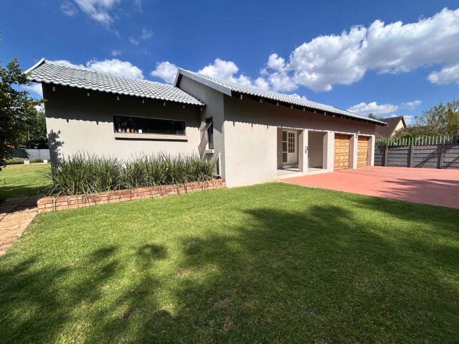 3 Bedroom Property for Sale in Brackenhurst Gauteng