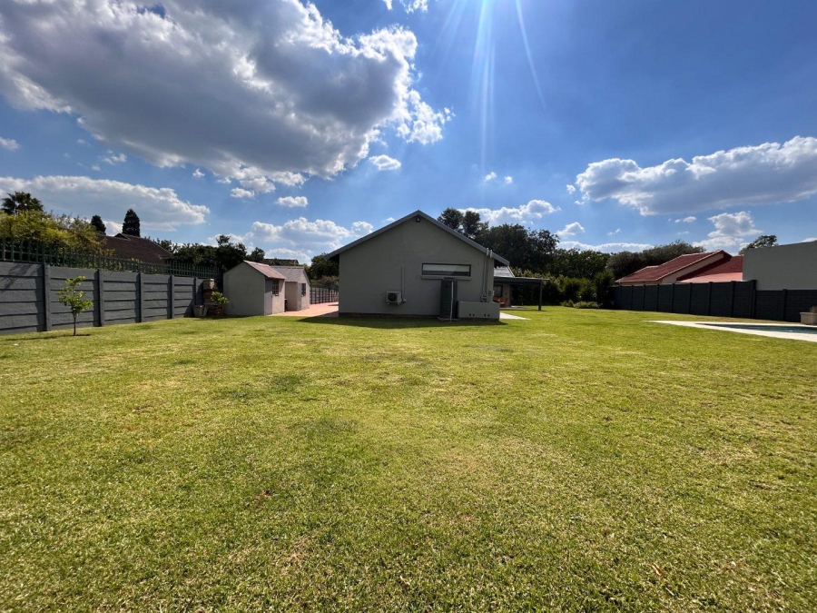 3 Bedroom Property for Sale in Brackenhurst Gauteng