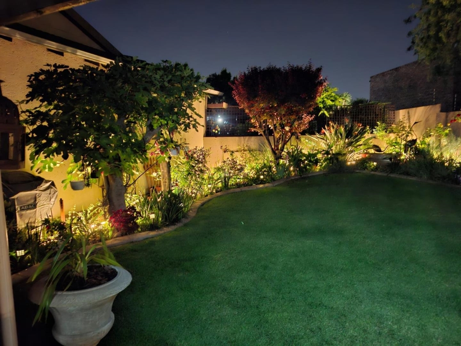 2 Bedroom Property for Sale in Sunward Park Gauteng