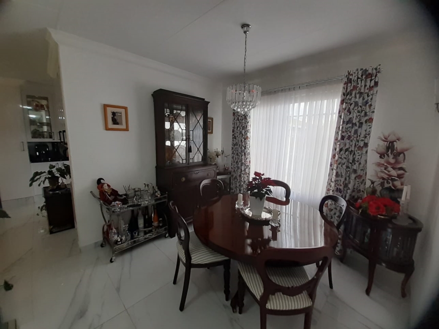 2 Bedroom Property for Sale in Sunward Park Gauteng