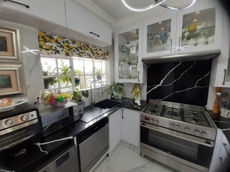 2 Bedroom Property for Sale in Sunward Park Gauteng