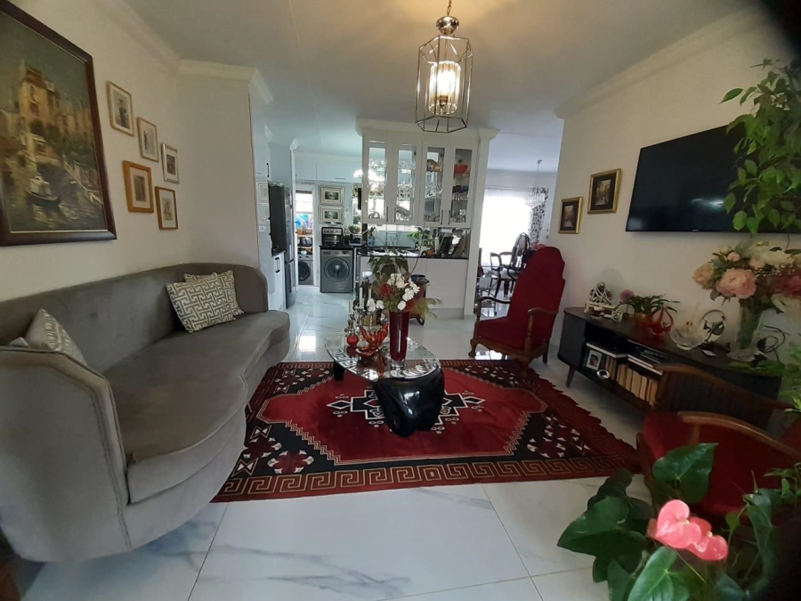 2 Bedroom Property for Sale in Sunward Park Gauteng