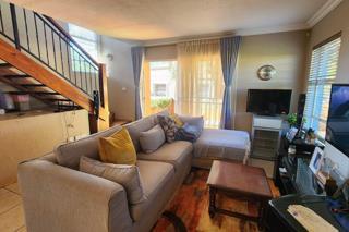 3 Bedroom Property for Sale in Heuwelsig Estate Gauteng