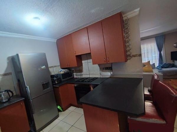 3 Bedroom Property for Sale in Heuwelsig Estate Gauteng