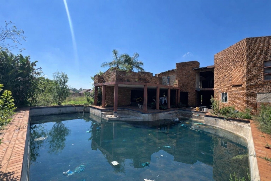 0 Bedroom Property for Sale in Brentwood Gauteng