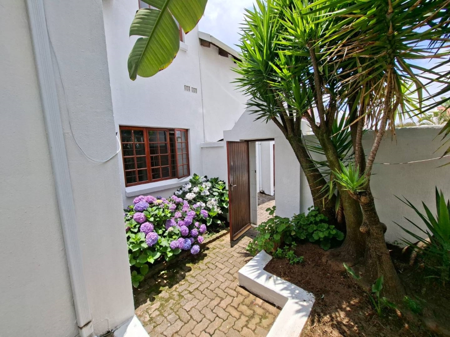 To Let 4 Bedroom Property for Rent in Morningside Gauteng