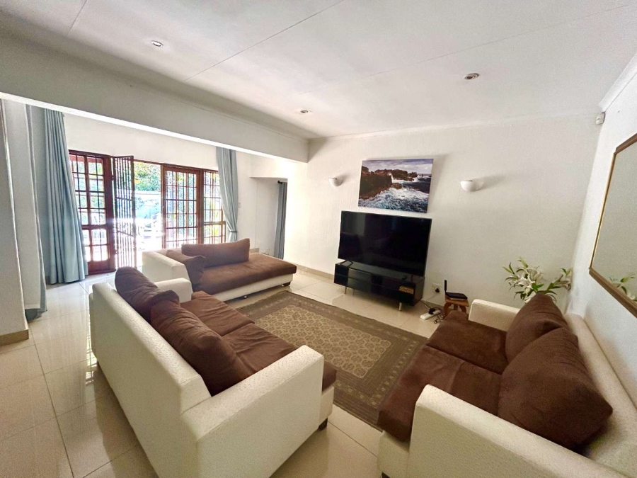 To Let 4 Bedroom Property for Rent in Morningside Gauteng