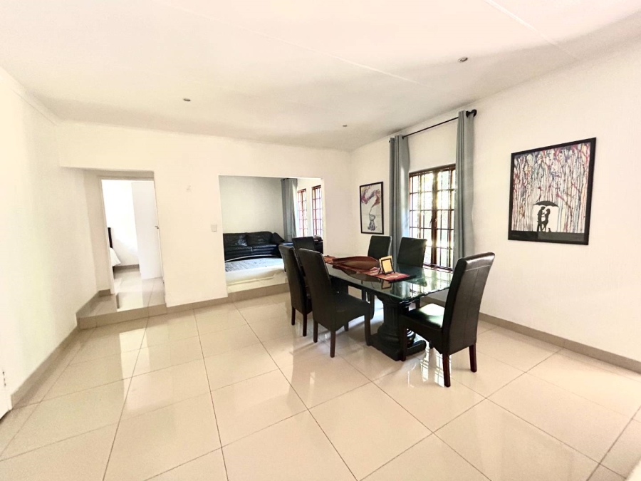 To Let 4 Bedroom Property for Rent in Morningside Gauteng