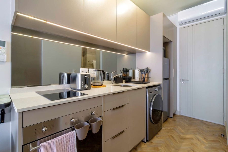 To Let 1 Bedroom Property for Rent in Rosebank Gauteng