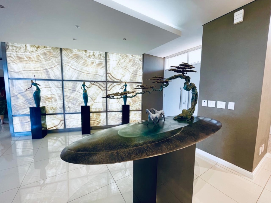 To Let 4 Bedroom Property for Rent in Morningside Gauteng