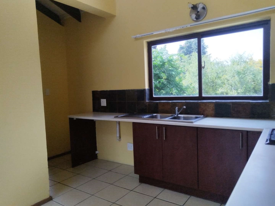 2 Bedroom Property for Sale in Honeydew Grove Gauteng