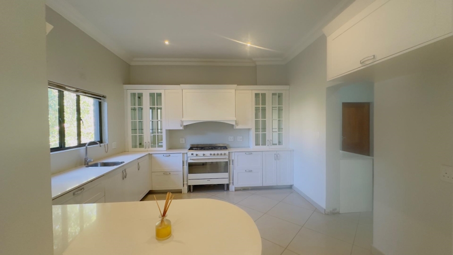 To Let 4 Bedroom Property for Rent in Blue Valley Golf Estate Gauteng