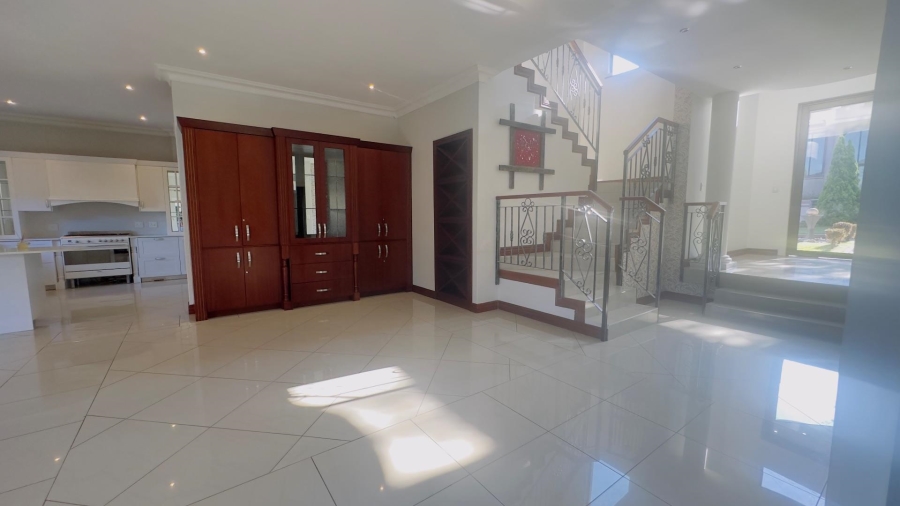 To Let 4 Bedroom Property for Rent in Blue Valley Golf Estate Gauteng
