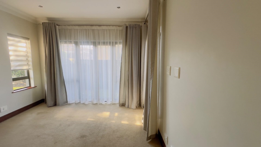 To Let 4 Bedroom Property for Rent in Blue Valley Golf Estate Gauteng