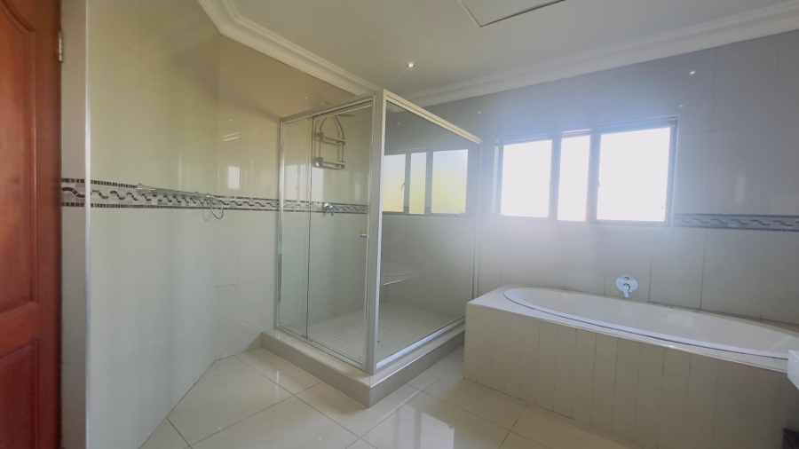 To Let 4 Bedroom Property for Rent in Blue Valley Golf Estate Gauteng