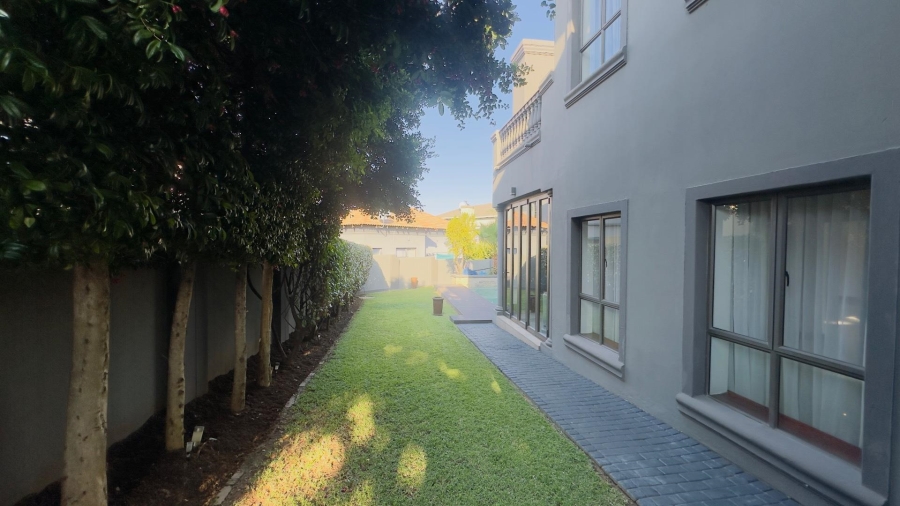 To Let 4 Bedroom Property for Rent in Blue Valley Golf Estate Gauteng