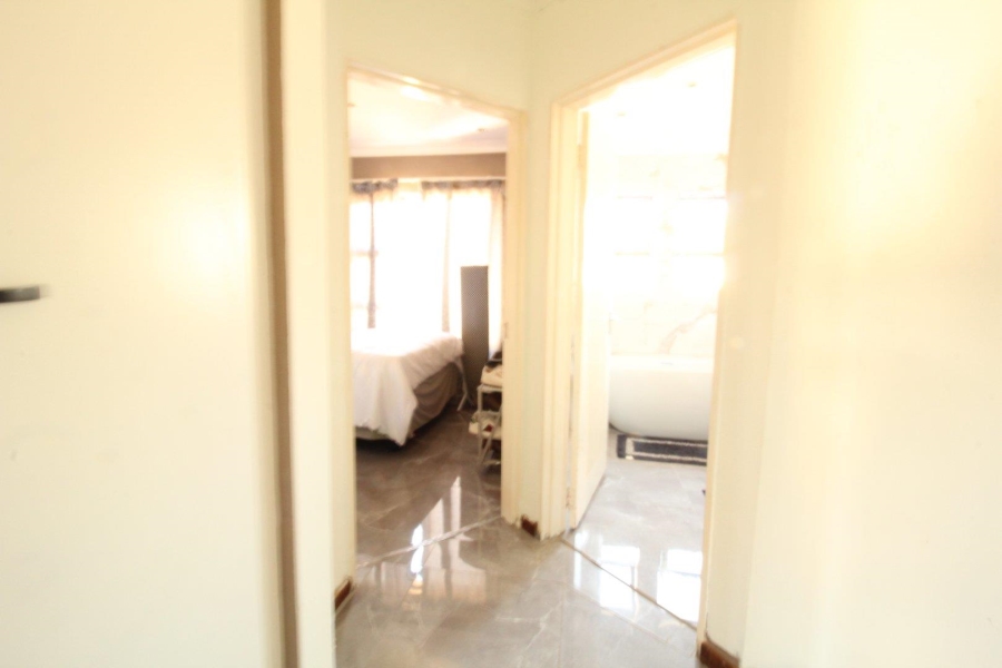 3 Bedroom Property for Sale in Kosmosdal Gauteng