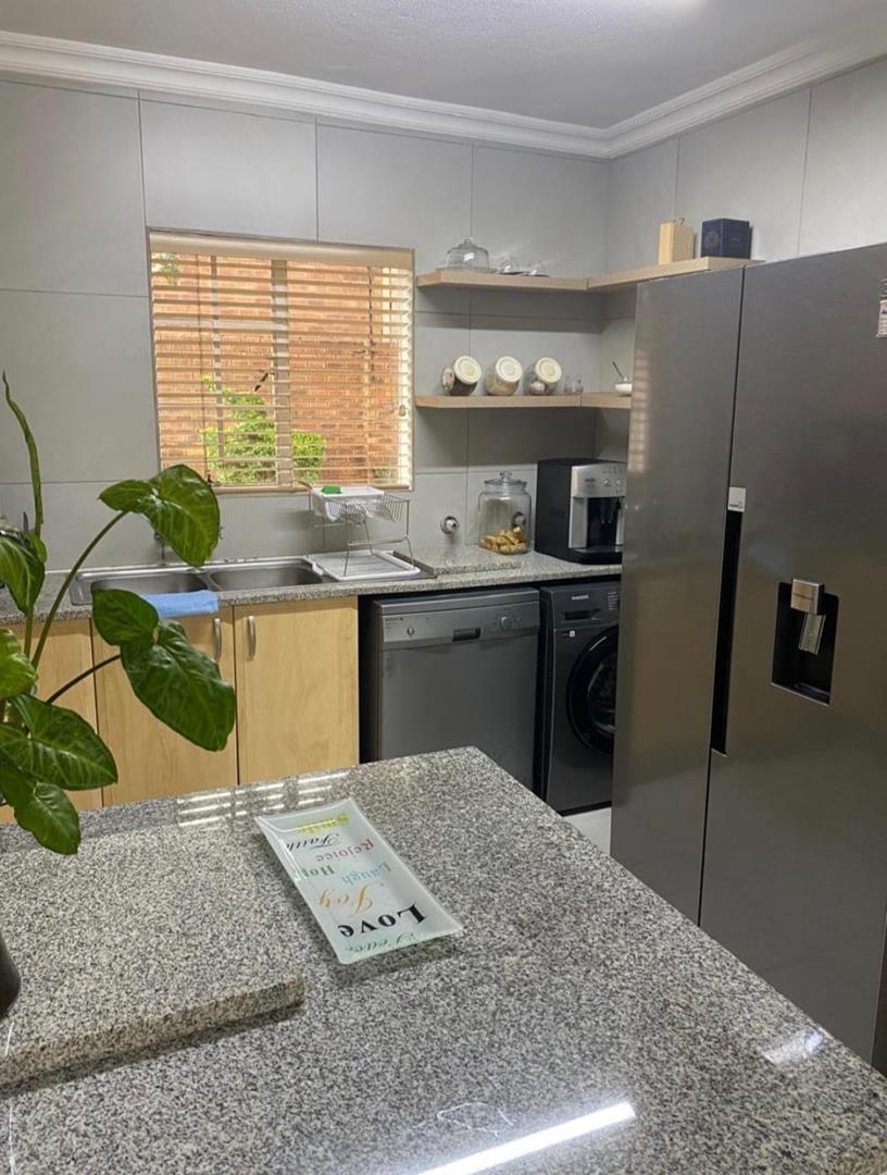 2 Bedroom Property for Sale in Equestria Gauteng