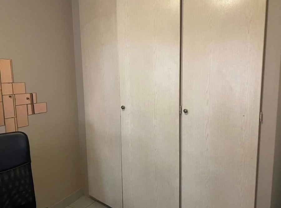 2 Bedroom Property for Sale in Equestria Gauteng