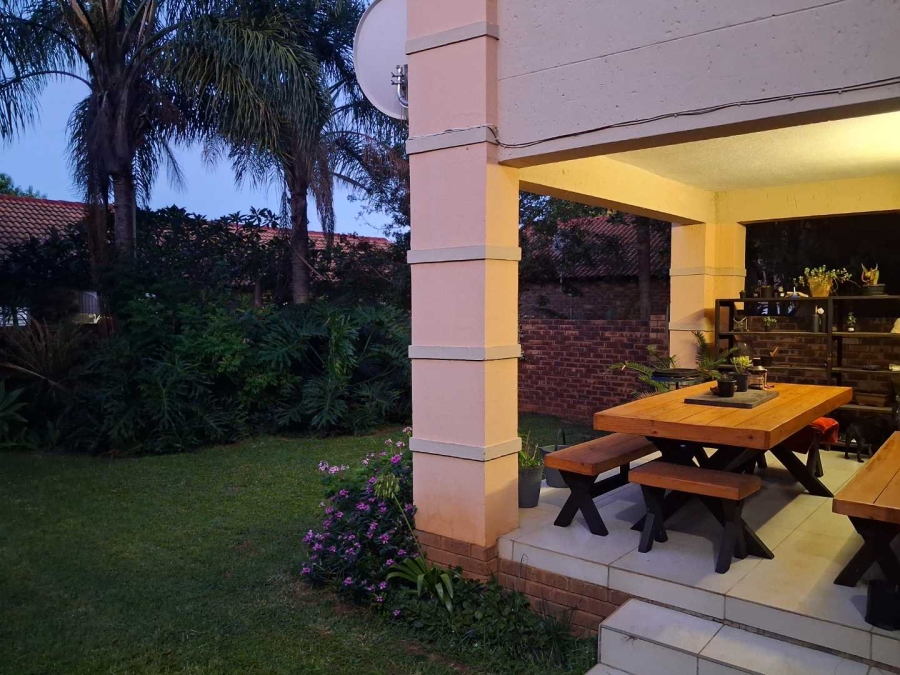 2 Bedroom Property for Sale in Equestria Gauteng