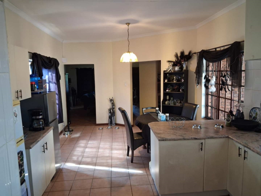 3 Bedroom Property for Sale in Faerie Glen Gauteng