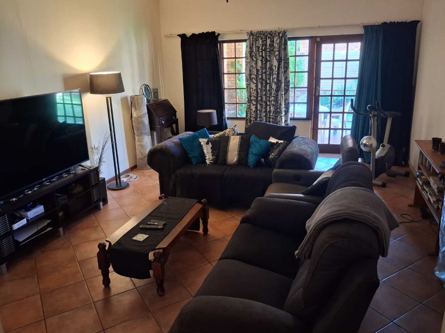 3 Bedroom Property for Sale in Faerie Glen Gauteng