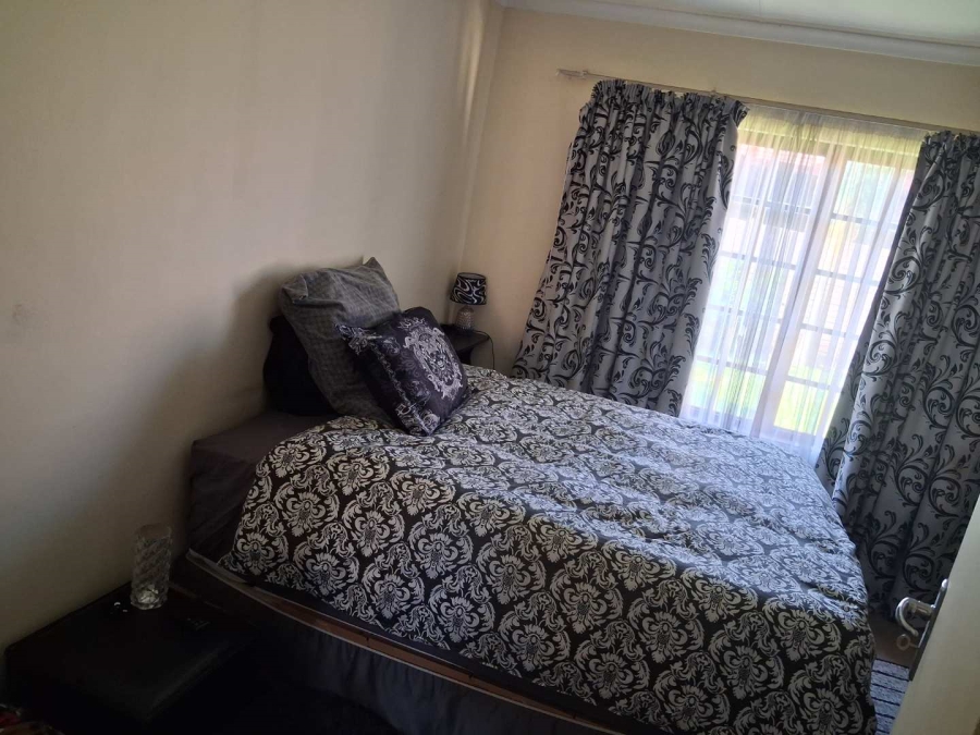 3 Bedroom Property for Sale in Faerie Glen Gauteng