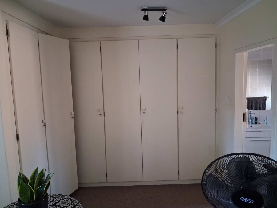 3 Bedroom Property for Sale in Faerie Glen Gauteng