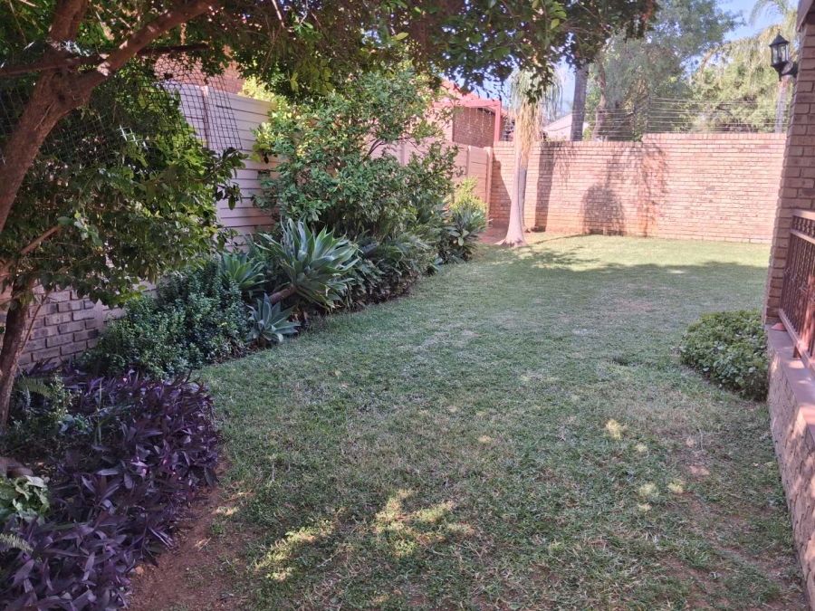 3 Bedroom Property for Sale in Faerie Glen Gauteng