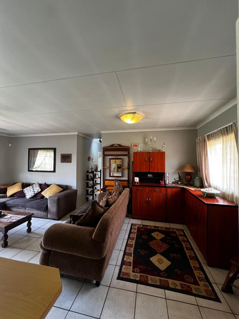3 Bedroom Property for Sale in Annlin Gauteng