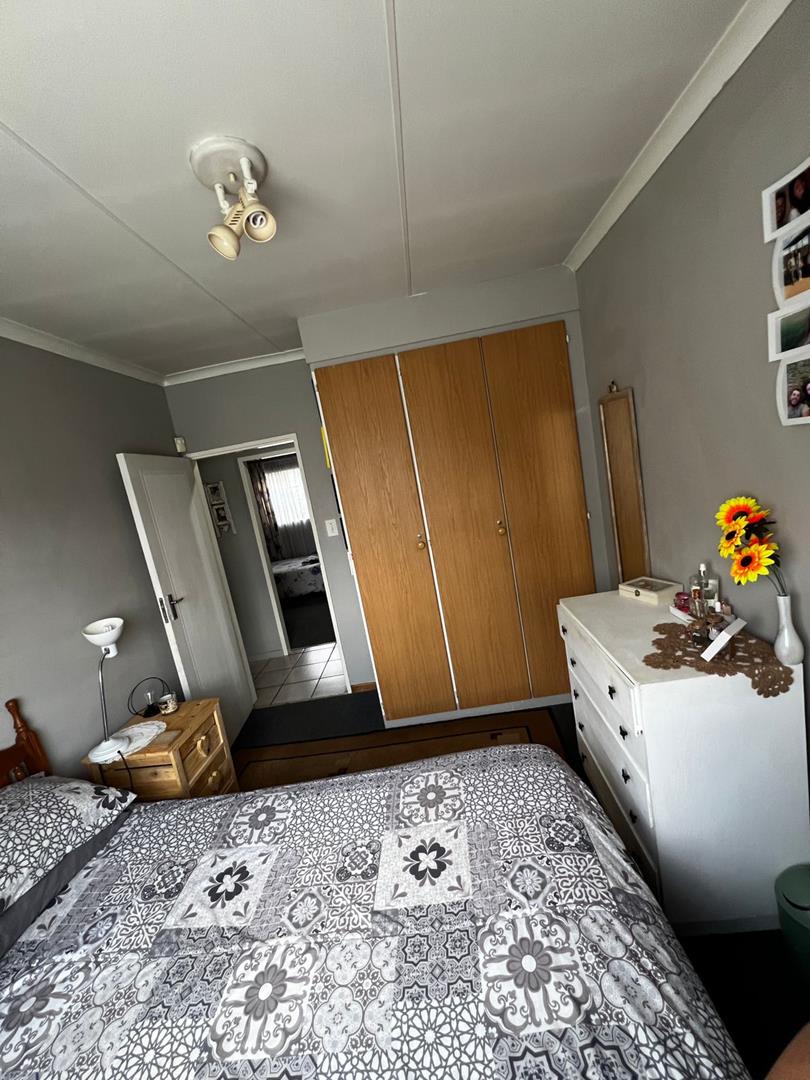 3 Bedroom Property for Sale in Annlin Gauteng