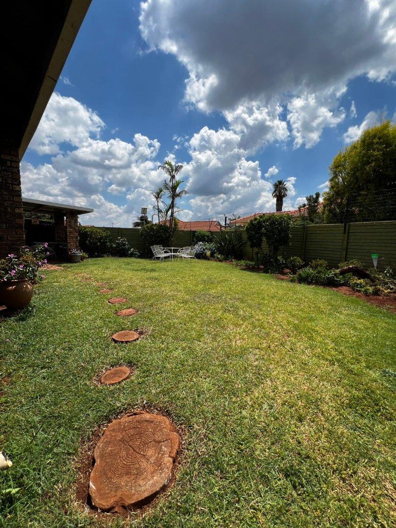 3 Bedroom Property for Sale in Annlin Gauteng