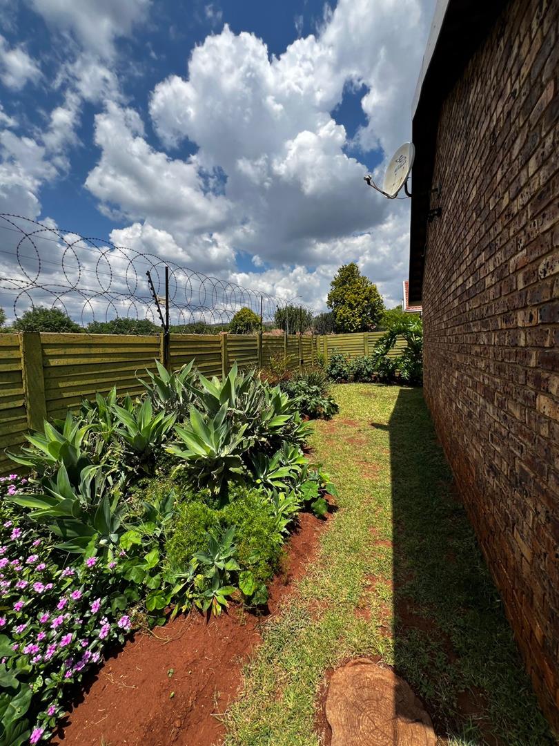 3 Bedroom Property for Sale in Annlin Gauteng