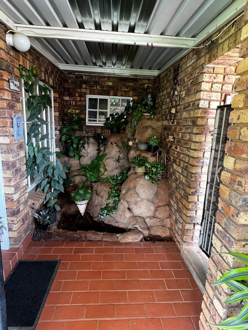 3 Bedroom Property for Sale in Annlin Gauteng