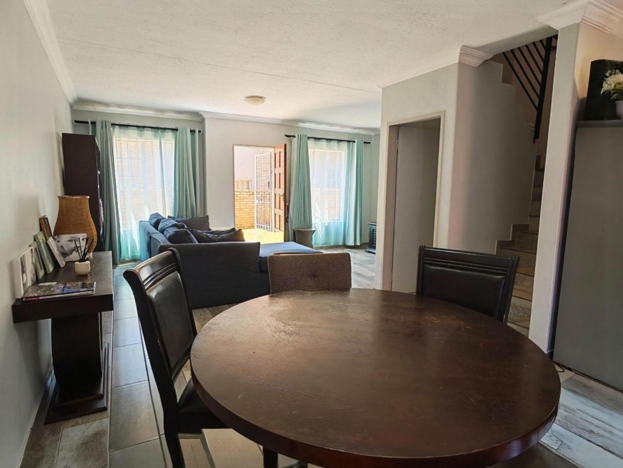 To Let 3 Bedroom Property for Rent in Oukraal Estate Gauteng