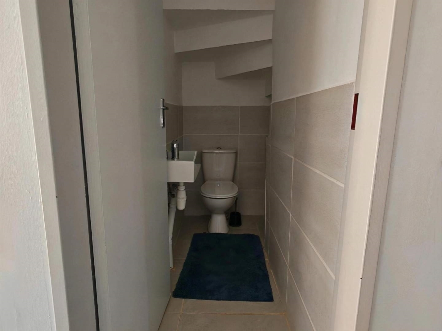 To Let 3 Bedroom Property for Rent in Oukraal Estate Gauteng