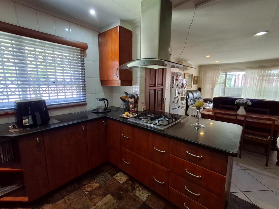 2 Bedroom Property for Sale in Terenure Gauteng