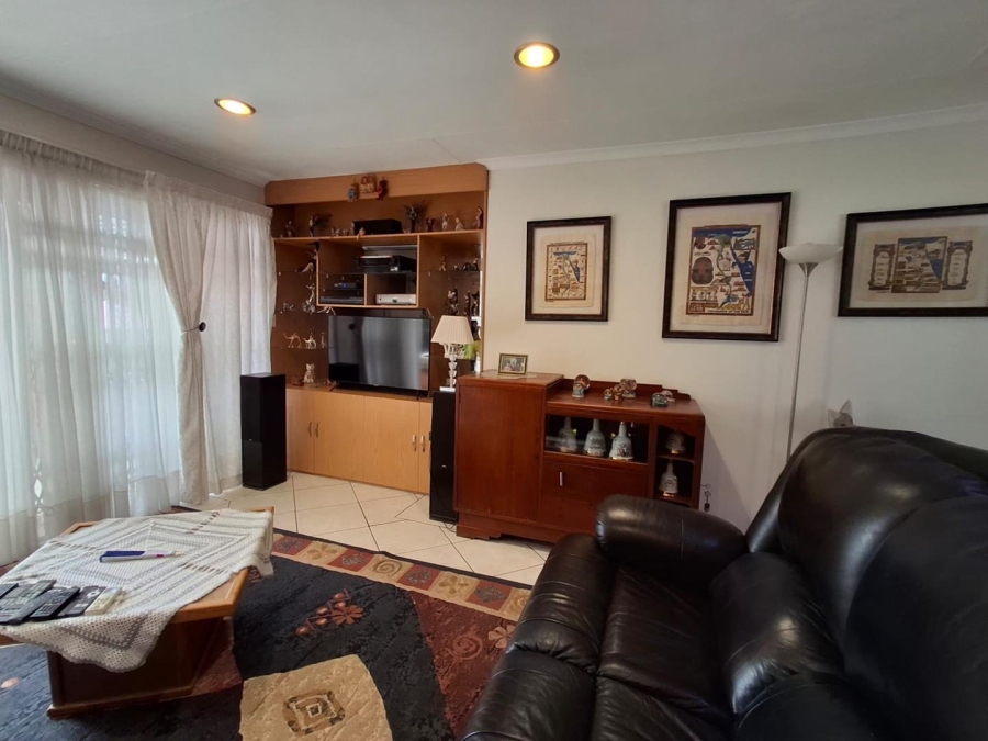 2 Bedroom Property for Sale in Terenure Gauteng