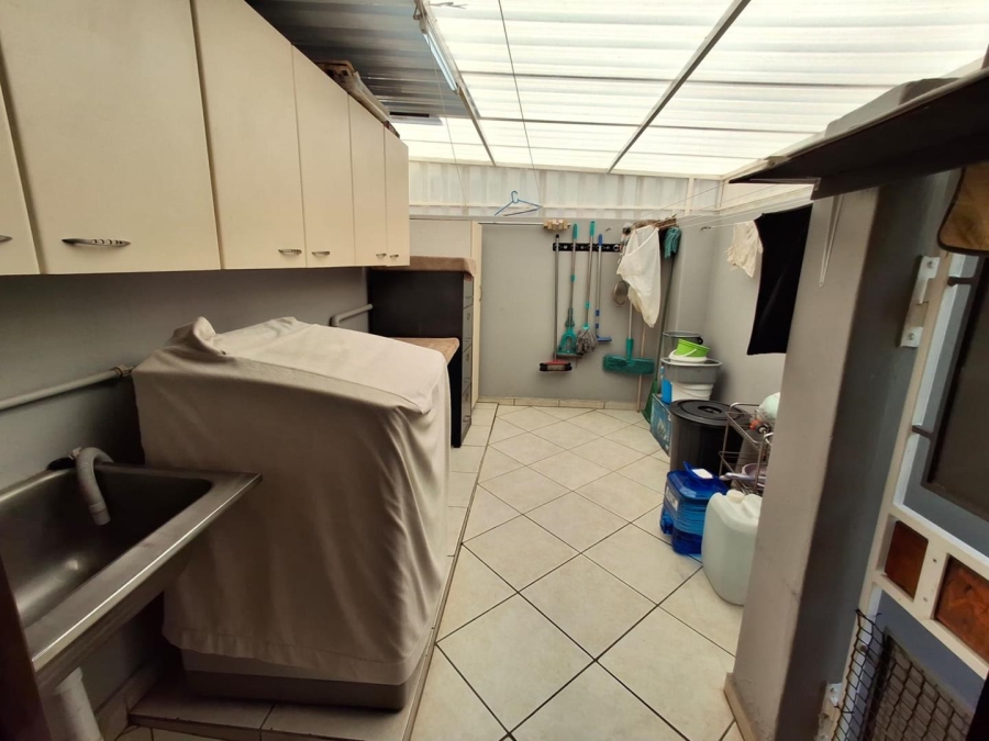 2 Bedroom Property for Sale in Terenure Gauteng