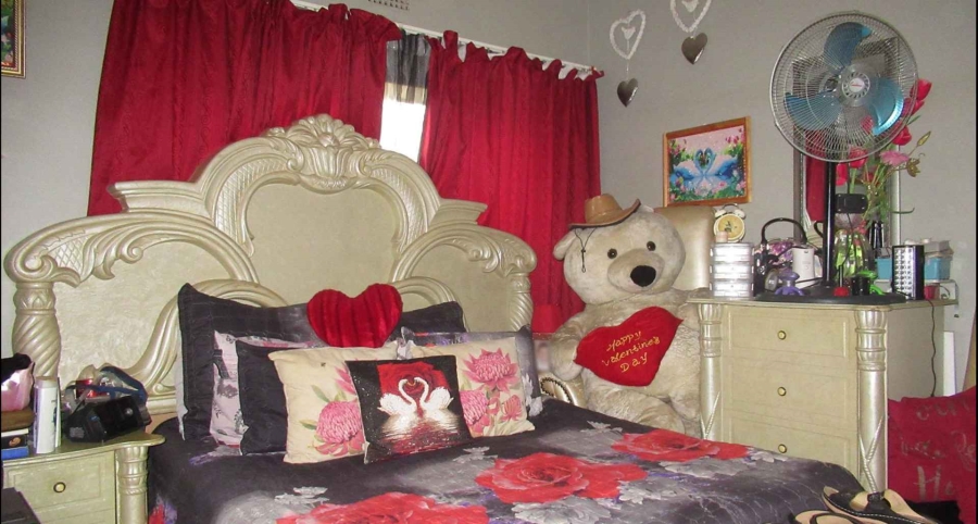 2 Bedroom Property for Sale in Witpoortjie Gauteng